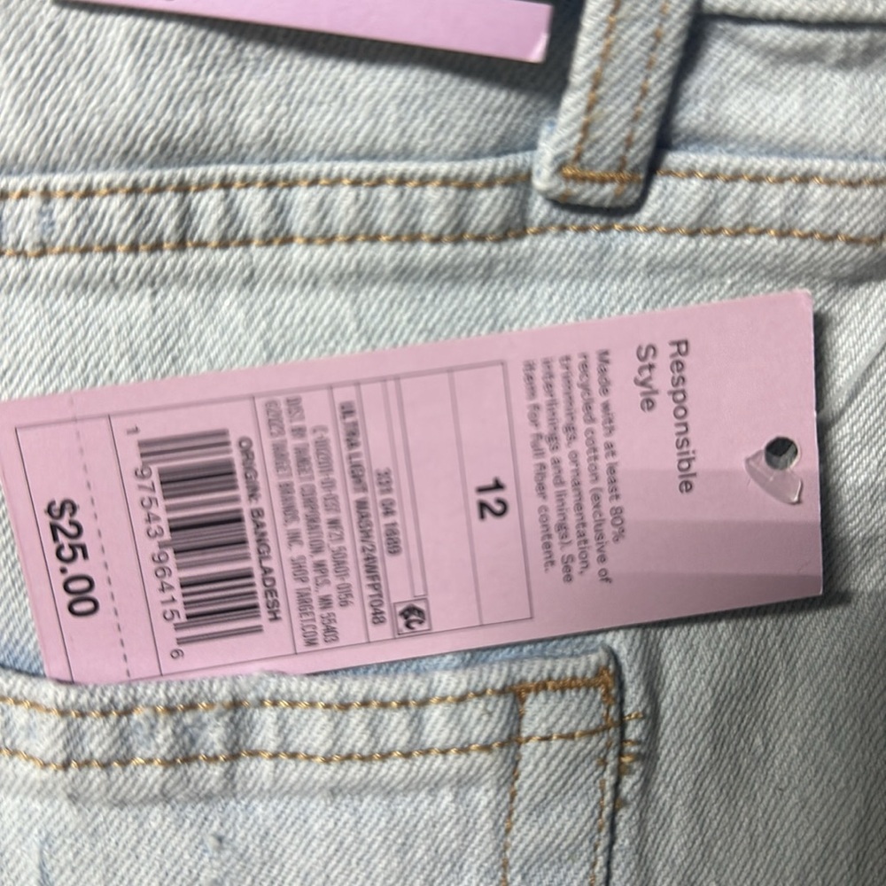 Women’s wild‎ fable super high rise tapered jeans ultra light wash - Picture 7 of 11